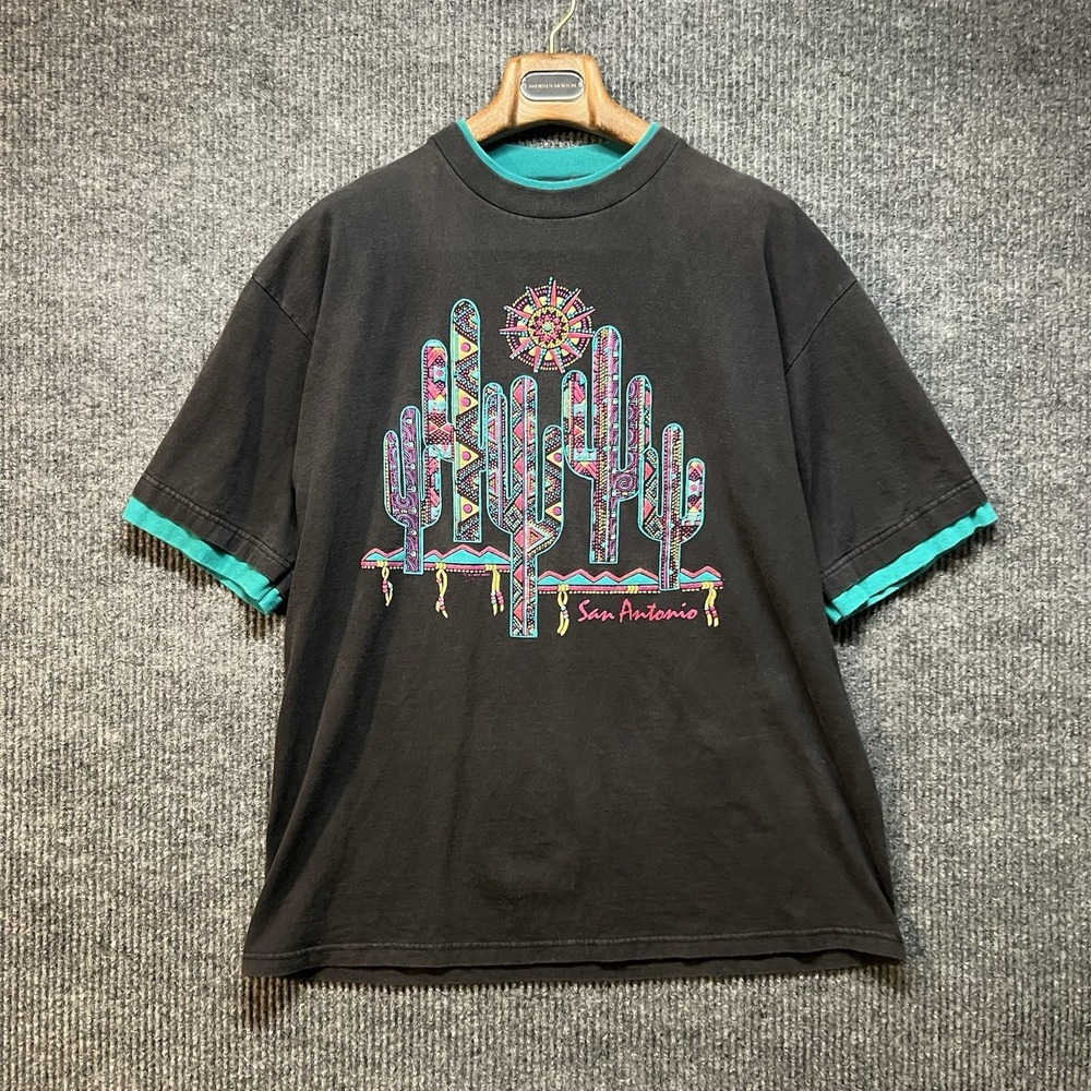 VTG 90s San Antonio Colorful Print T Shirt Size‎ M/L Western Aztec Cowboy Spurs